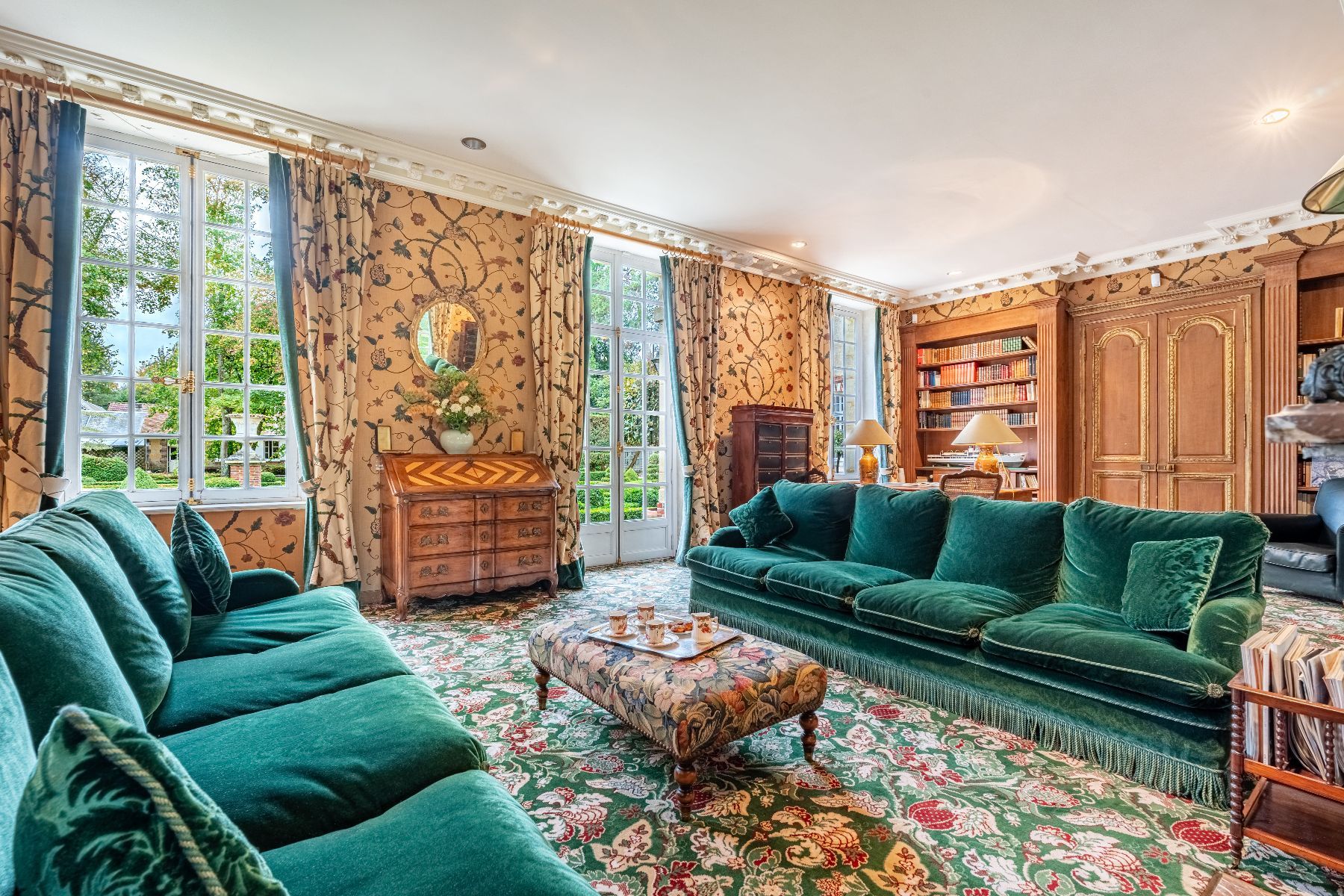 Chateau Lyons la Foret villa photo.